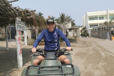 Robert auf einem Quad